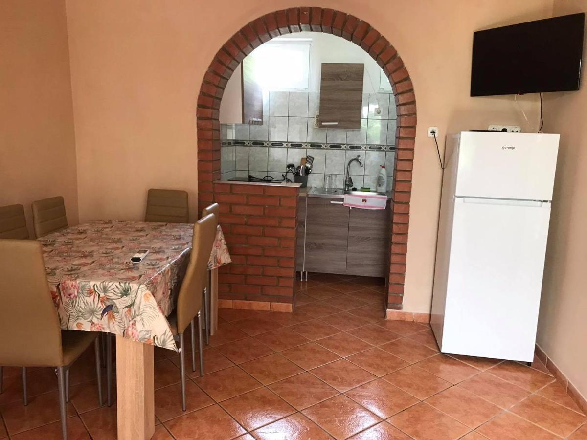 Tahiti Apartman Lejlighed Hajdúszoboszló Eksteriør billede