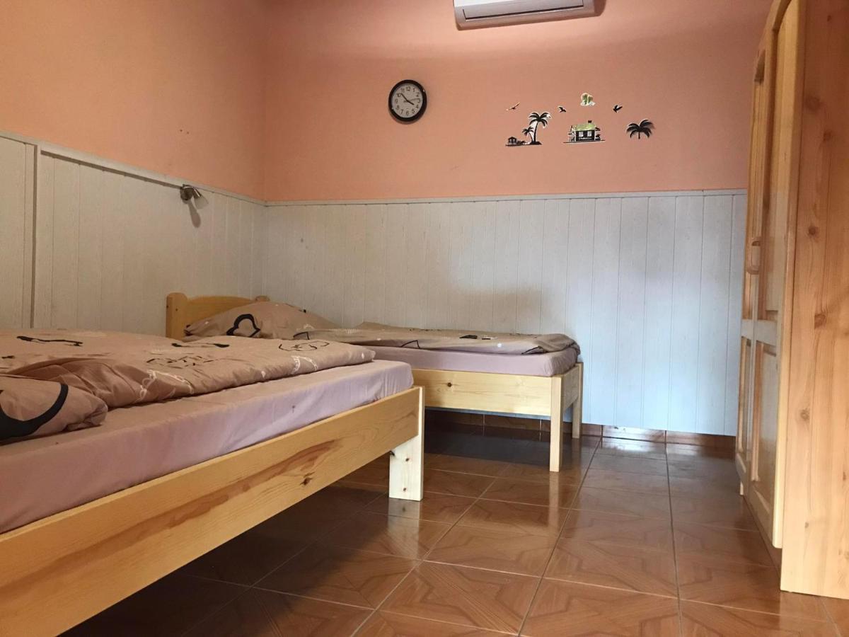 Tahiti Apartman Lejlighed Hajdúszoboszló Eksteriør billede